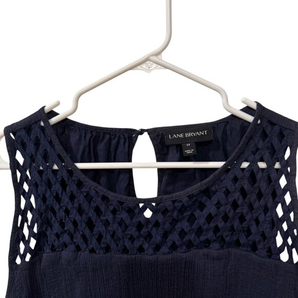 Lane Bryant Womens Sleeveless Black Top With Crochet Yoke Design Size 22 - Picture 2 of 5